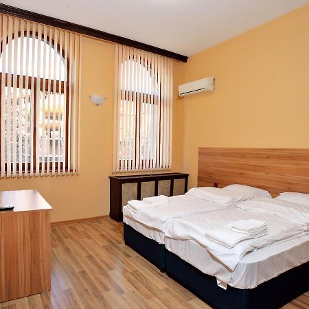 Hotel Cascade Pleven Luaran gambar