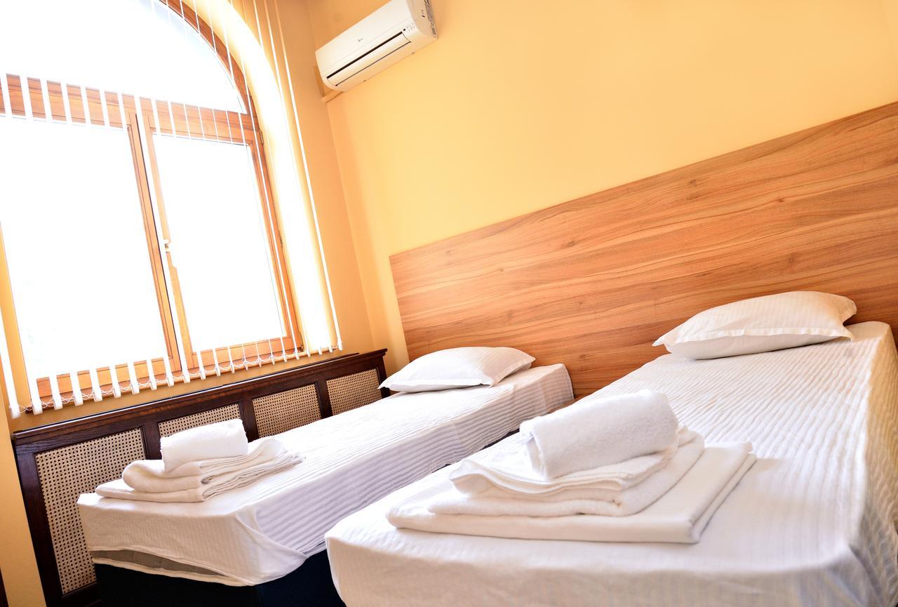 Hotel Cascade Pleven Luaran gambar